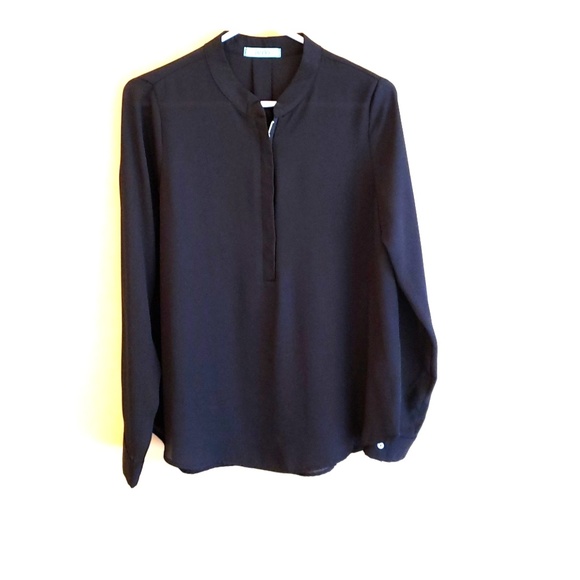 Karlie Tops - NWOT black zipper detail blouse